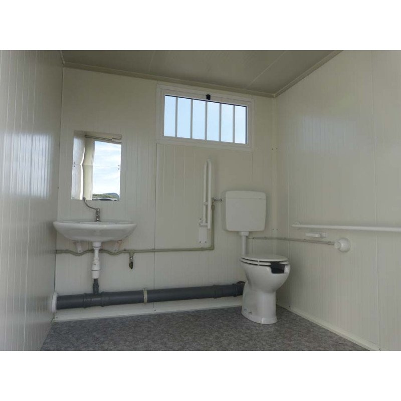 Módulo sanitario PMR con WC y ducha adaptados